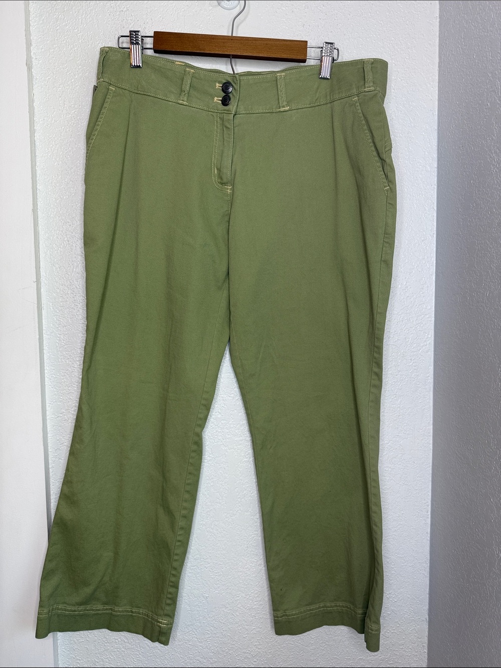 ExOfficio Sage Green Stretch Cropped Pants Size 14 Travel Hiking Outdoor